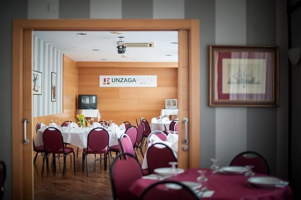 Hotel Unzaga Plaza Eibar 3*,