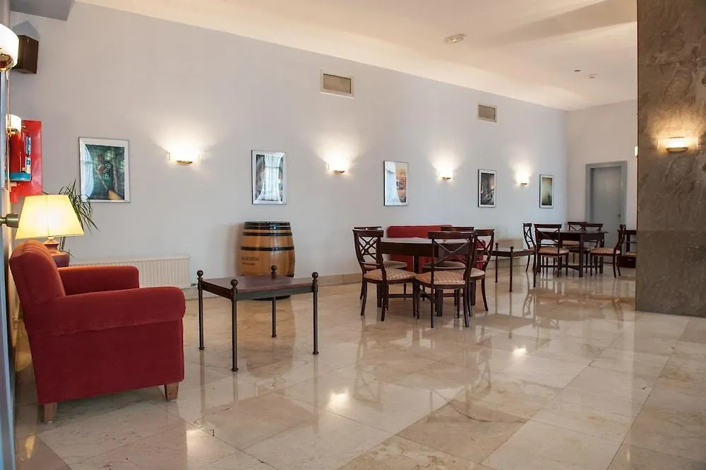 Hotel Unzaga Plaza Eibar 3*,