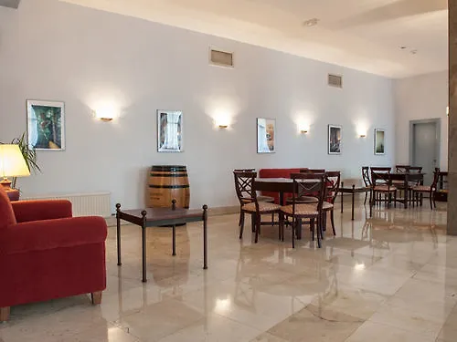 Hotel Unzaga Plaza Éibar 3*,