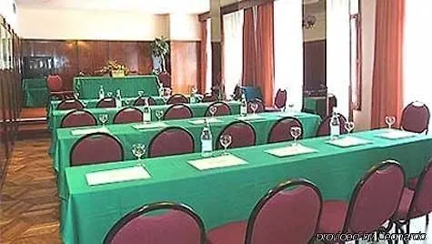 Hotel Unzaga Plaza Éibar Spanien