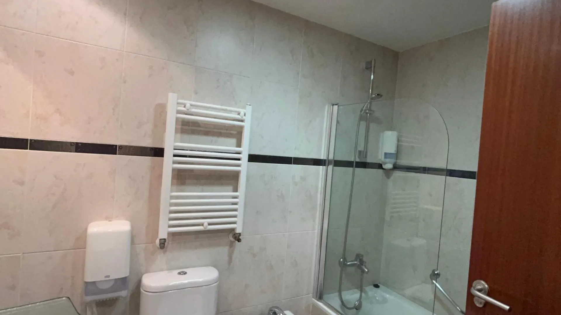 Hotel Unzaga Plaza Éibar 3*,  Spanien